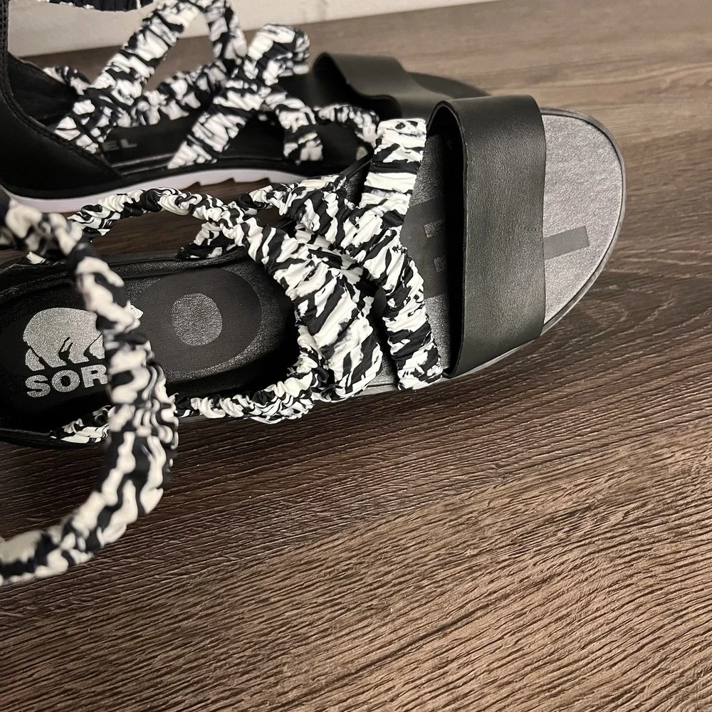 Sorel Ella II Ankle Strap Sandal Leather White Black Size 9.5 - Picture 5 of 13